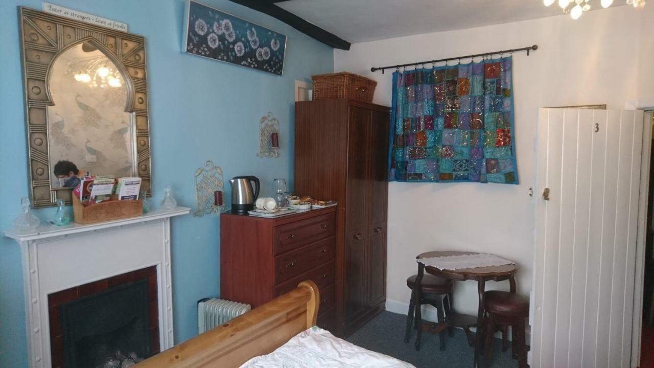 The Crown Inn Lea Экстерьер фото